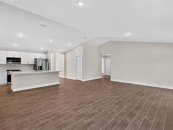 5th image of 23175 WILKINSON AVENUE