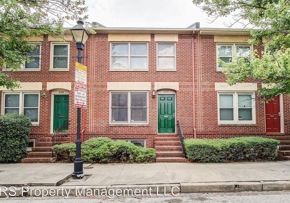 1st image of 226 Scott St