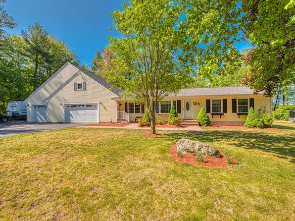 223 Thomas St, Middleboro, MA 02346