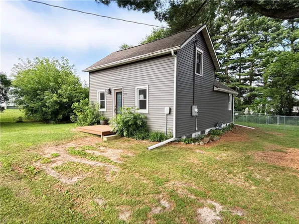 415 S East Street, New Auburn, WI 54757