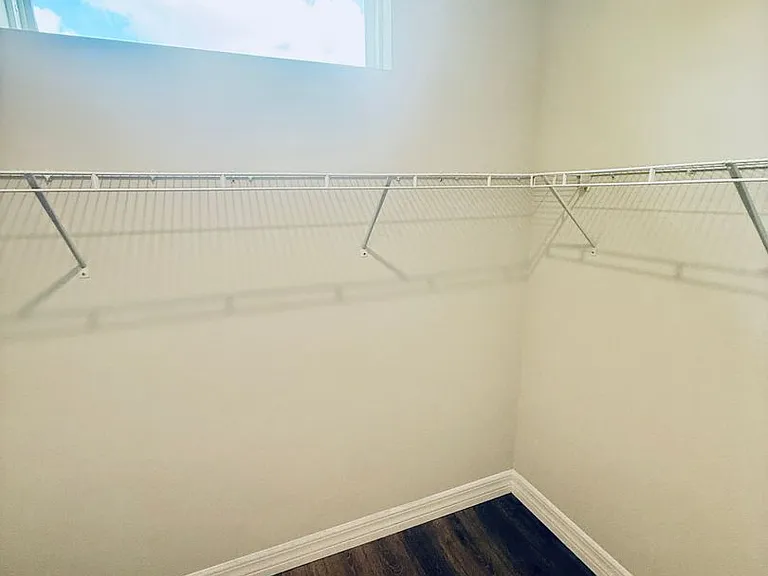 614 Lynbrook St NW — Photo 17