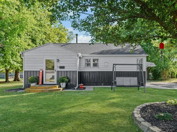 526 S Wood St, Gibson City, IL 60936