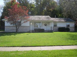 3427 Glenbrook Dr, Barberton, OH