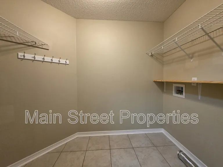 5963 Ashton Woods Cir — Photo 38