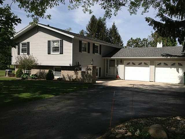 1st image of 623 Holley St