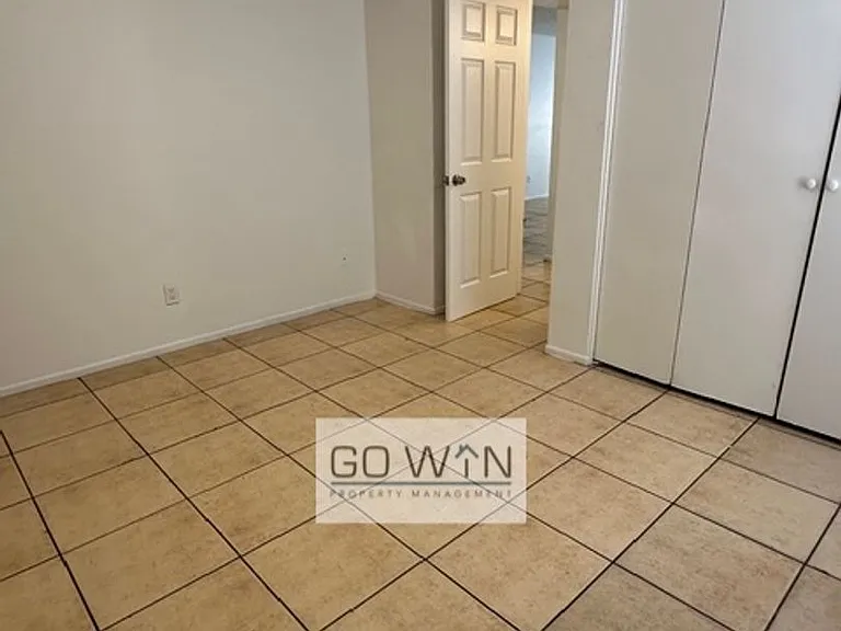 260 W 8th Ave #29 — Photo 2