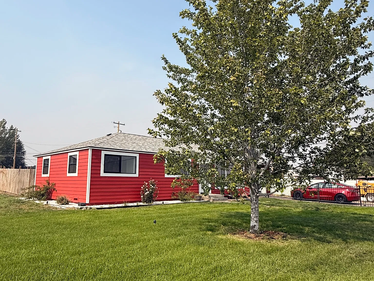3 bed, 1040 sqft, $1,800 — Photo 1