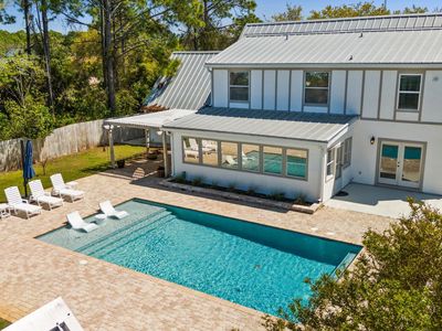 111 Moonlight Dr, Panama City Beach, FL, 32413