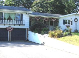 608 Hillcroft Ave, Schuylkill Haven, PA 17972