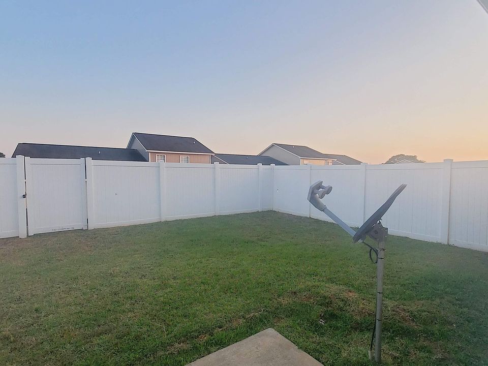 1st image of 232 Wakefield Way