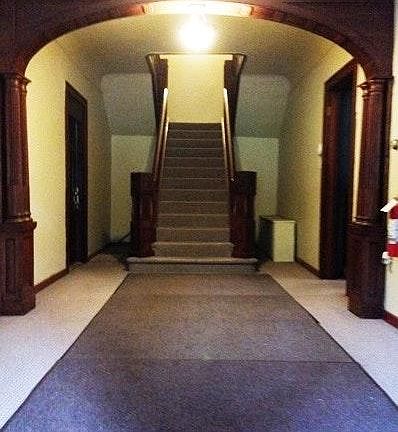 401 Aiken Entrance