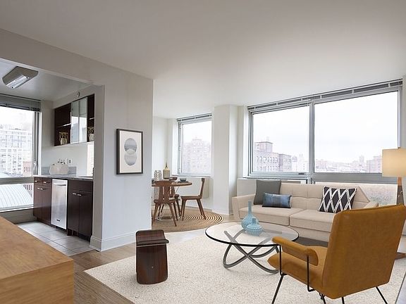 4th image of 215 E 96th St APT 8R