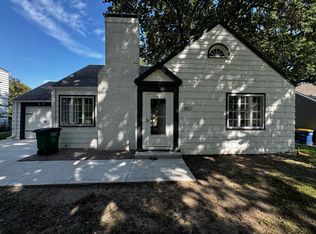 5707 Nall Ave, Roeland Park, KS 66202