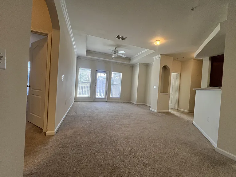 Wesley Kensington Apartments at Stonecrest — Photo 204