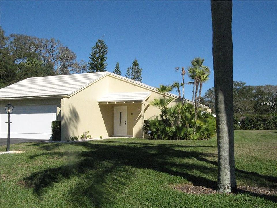 1st image of 7221 Las Casas Dr