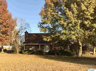 1377 Butler Rd, New Market, AL 35761