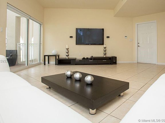 3rd image of 11403 NW 89th St APT 214