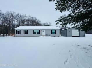 1105 E Main St, Ney, OH