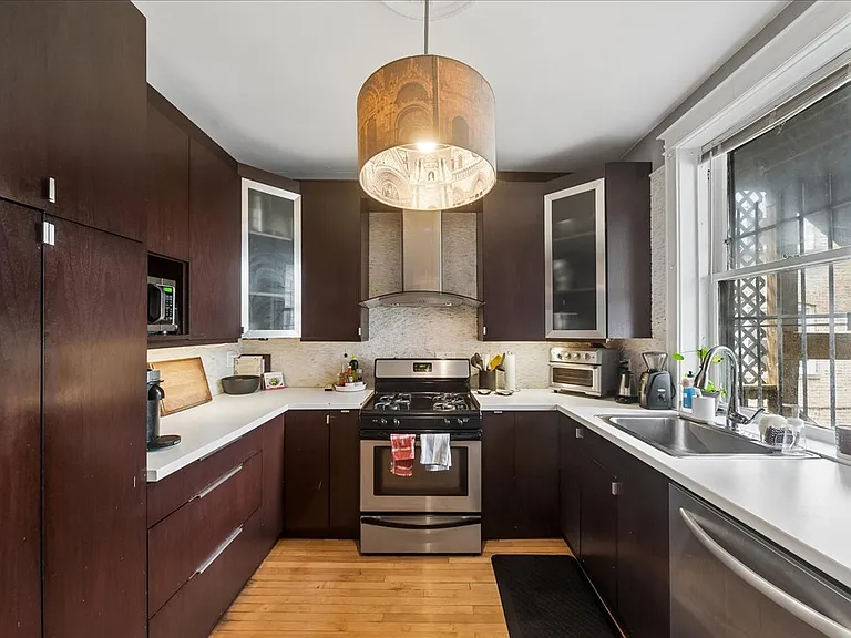 5006 N Wolcott Ave #2 — Photo 6