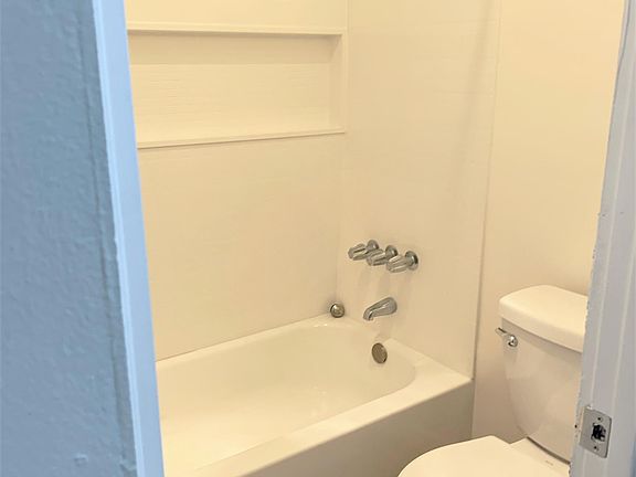 5th image of 5063 Clairemont Mesa Blvd Unit 16