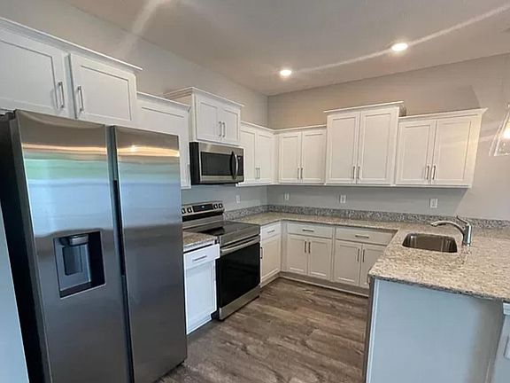 5th image of 4232 Spyglass Dr Lot 83