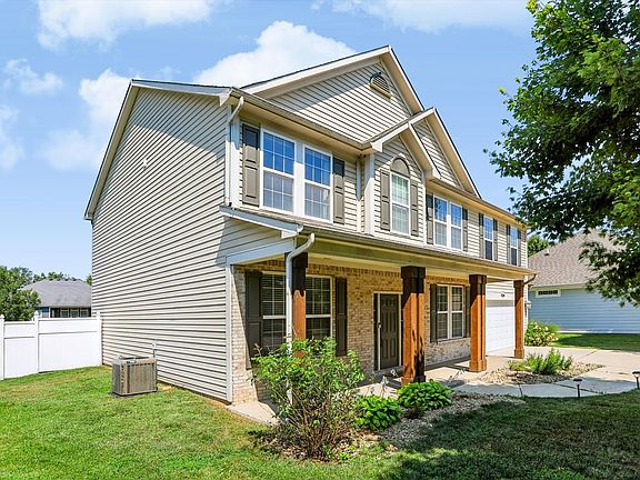 2nd image of 4264 Wellington Ct
