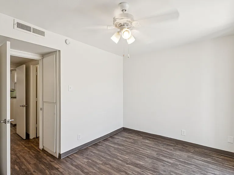 Alta Vista Village — Photo 34