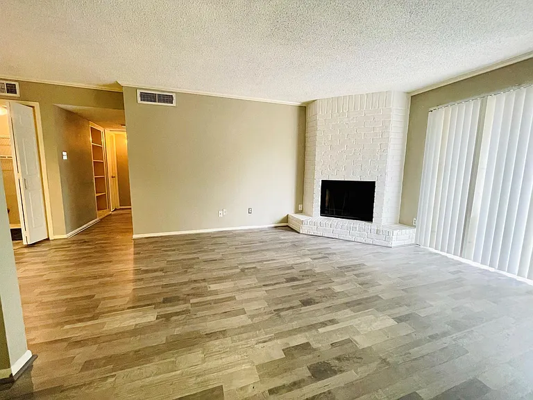 2800 Jeanetta St #1702 — Photo 5