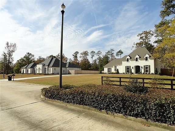 5th image of 12 Sierra Ridge Ct