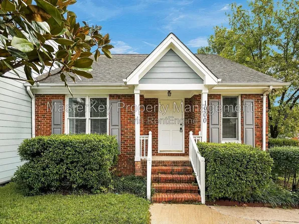 1900 Summerdale Dr, Raleigh, NC 27604