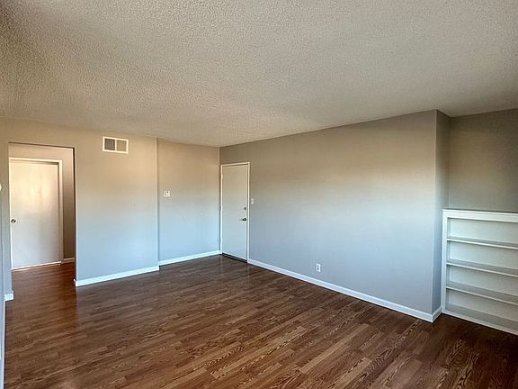 3rd image of 6822 Fry St Unit D