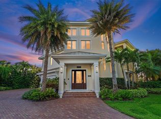 2709 Sunset Way, Saint Petersburg, FL 33706