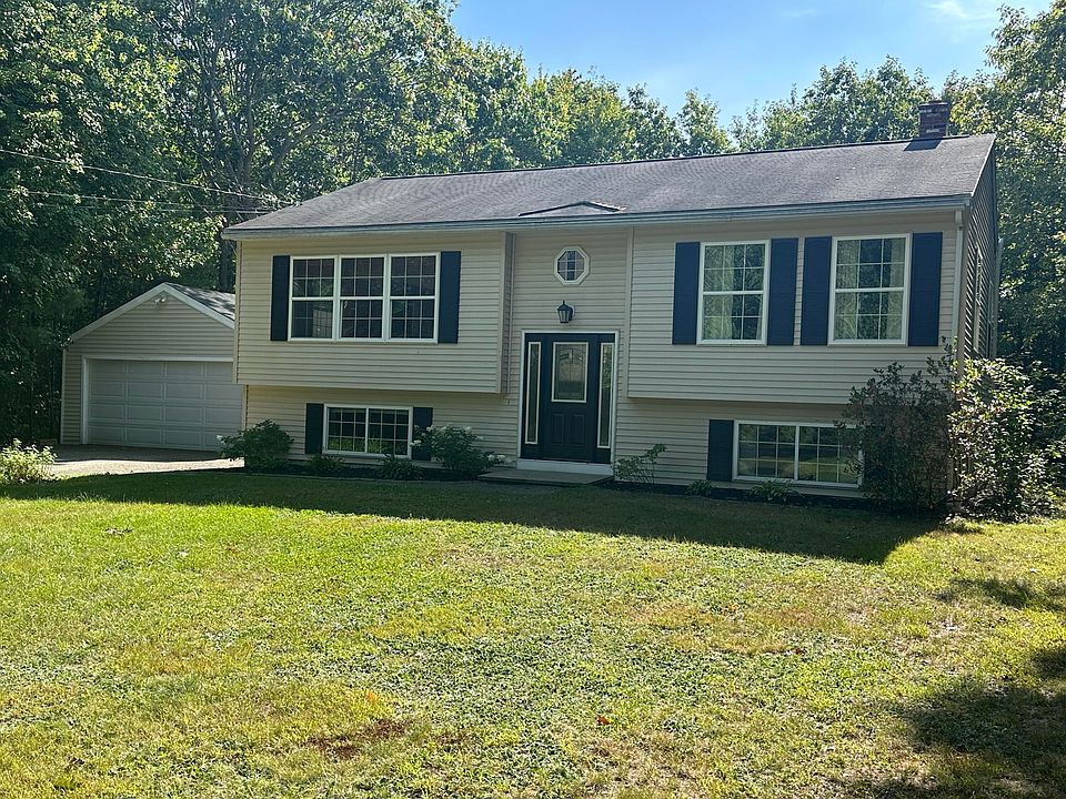 1st image of 33 Mcgill Fern Road