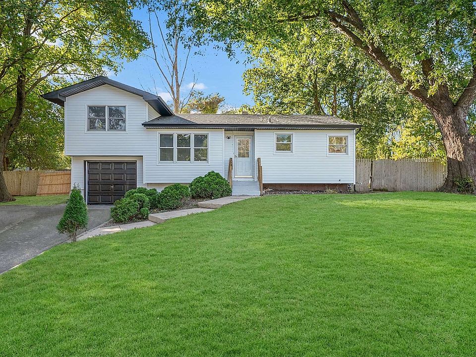 10 Wagner Drive, Coram, NY 11727 Zillow