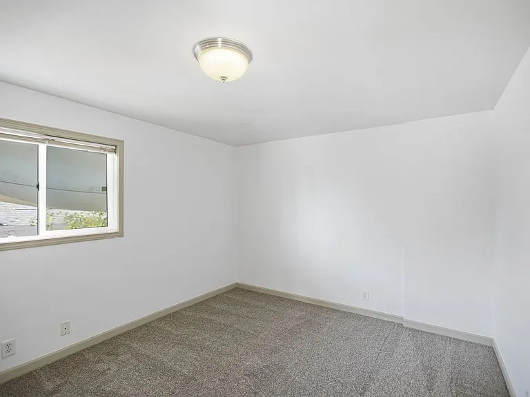 1742 S Shelton St — Photo 14