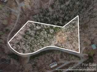 1443 Old Mill Rd #8/9, Hendersonville, NC 28792