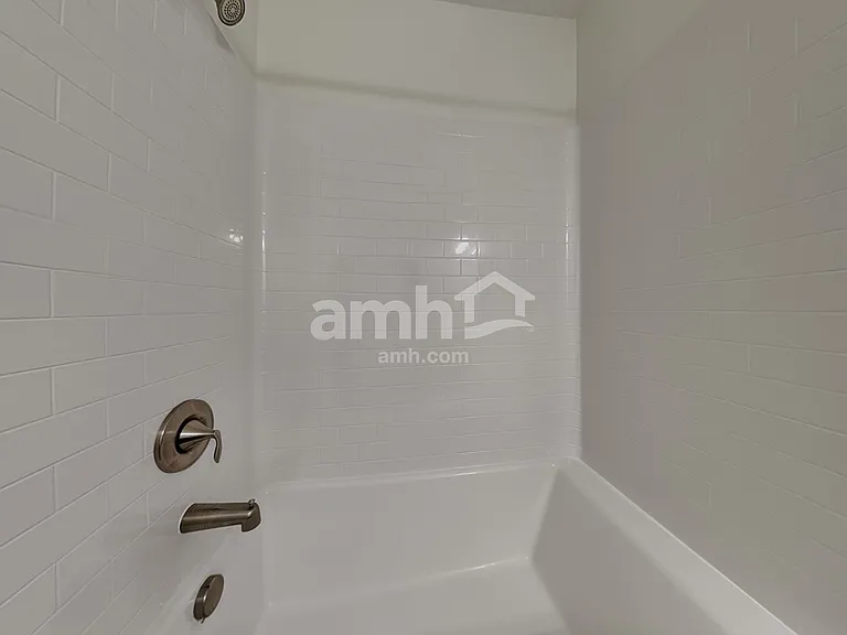 2141 Laurel Village Cir — Photo 26
