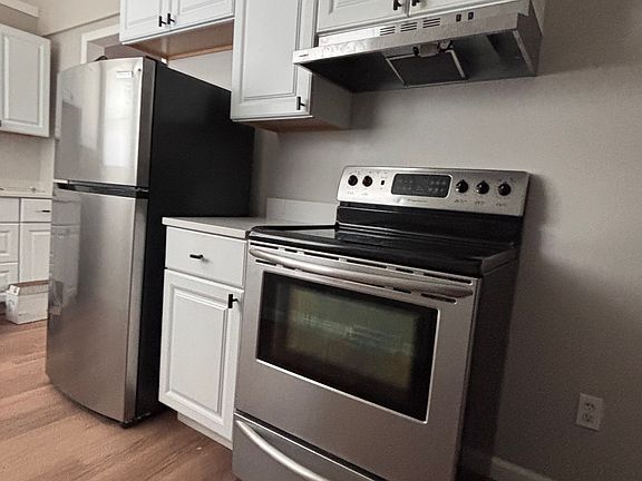 5th image of 507 NW Hawthorne St