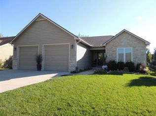 716 Folks Rd, Lawrence, KS 66049