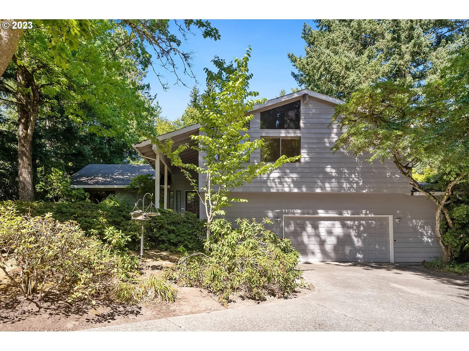 11965 NW Maple Hill Ln photo 1