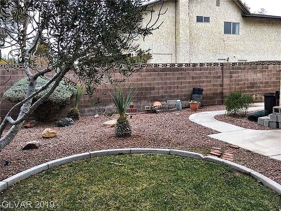 3rd image of 5039 Wright View Dr