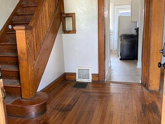 4th image of 1422 Lewis St APT 3