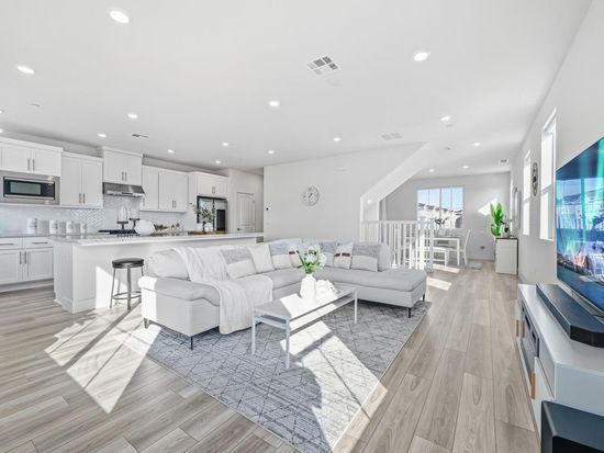 37119 Hickory St, Newark, CA 94560