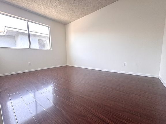 4th image of 1516 New Ave #F2