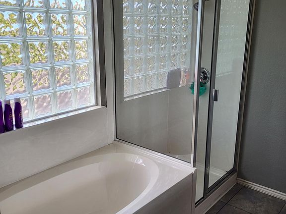 4th image of 1605 Kemah Dr #130