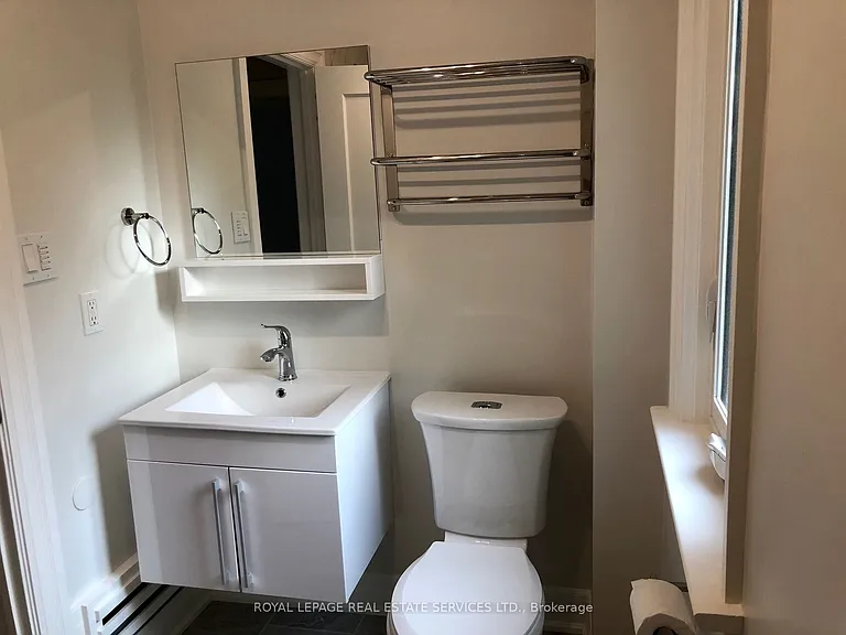 14 Avonhurst Rd — Photo 18
