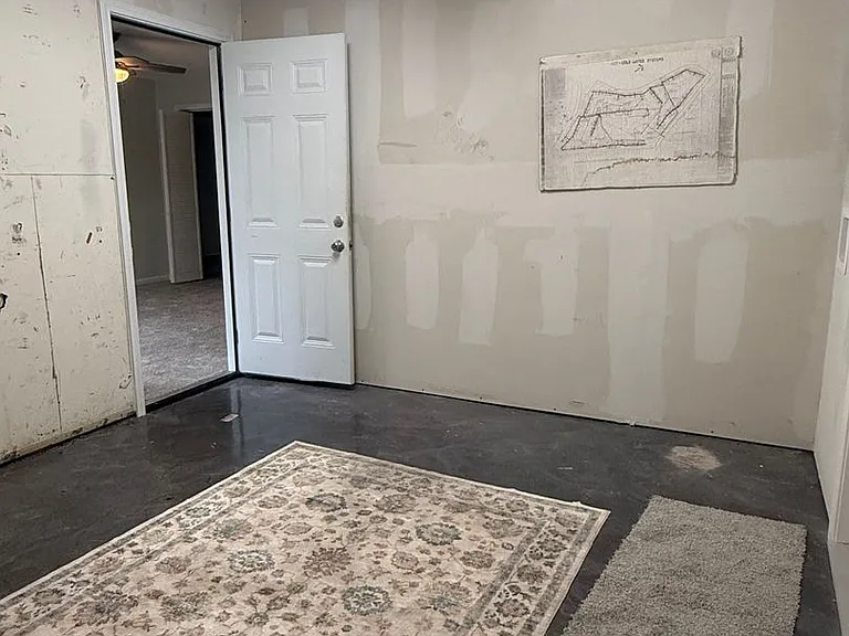 4159 Steck Ave — Photo 16