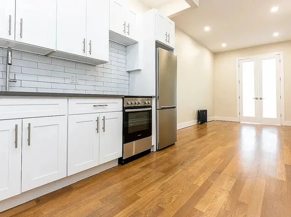 170 Jefferson Street image 1 of 11