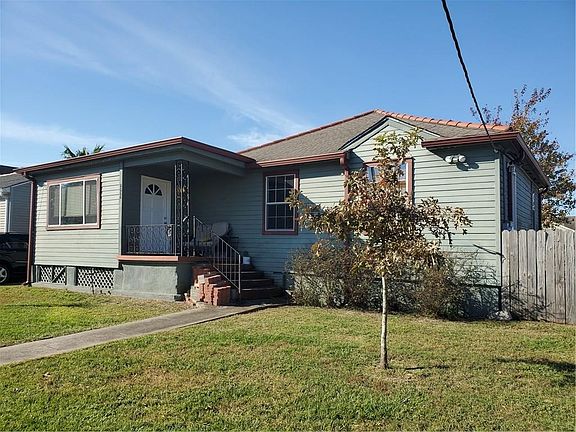 3rd image of 6066 Pasteur Blvd