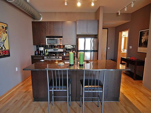 4th image of 1211 Lagoon Ave Unit 506